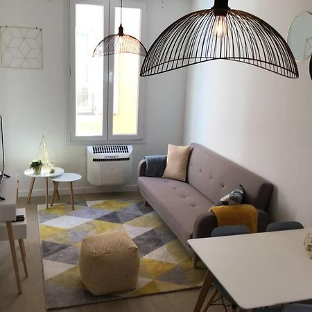 Appartement 2 Chambres Refait A Neuf, Climatise, A 2 Min De La Mer Nice Dış mekan fotoğraf